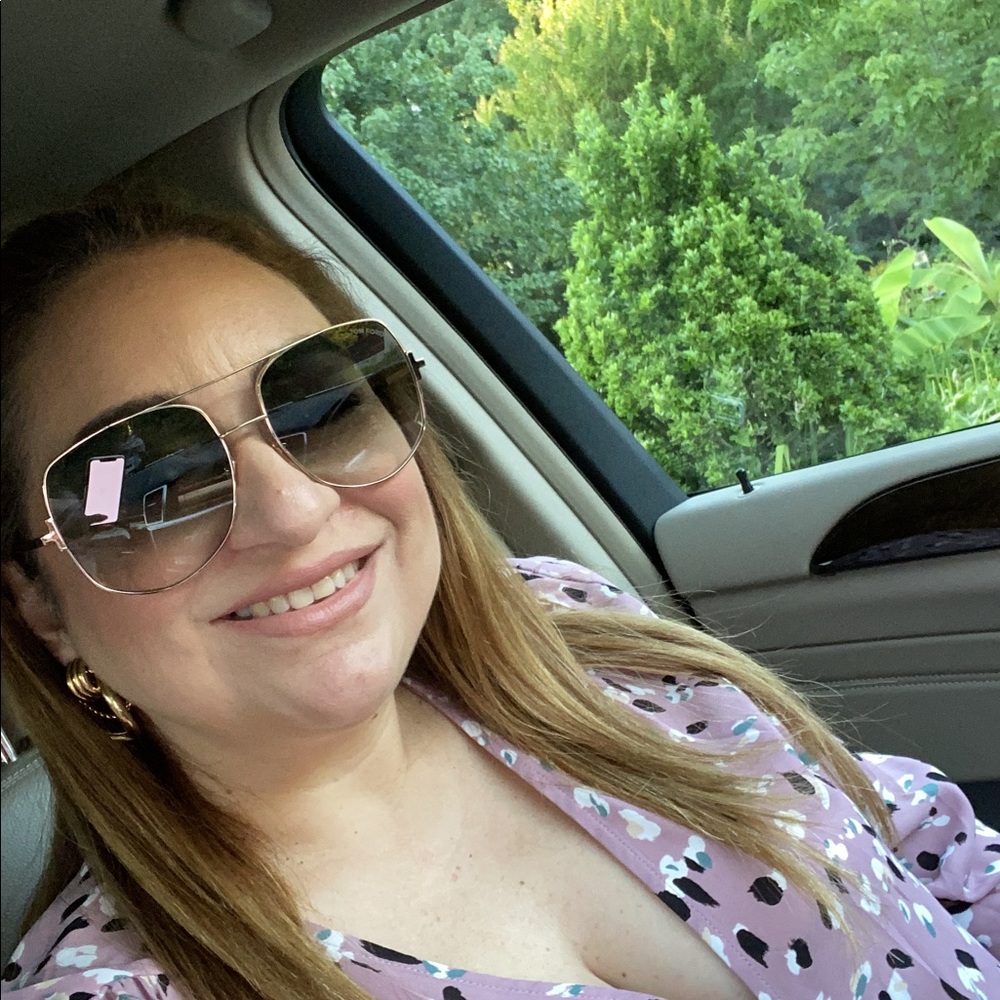 Meet your Posher, Melissa